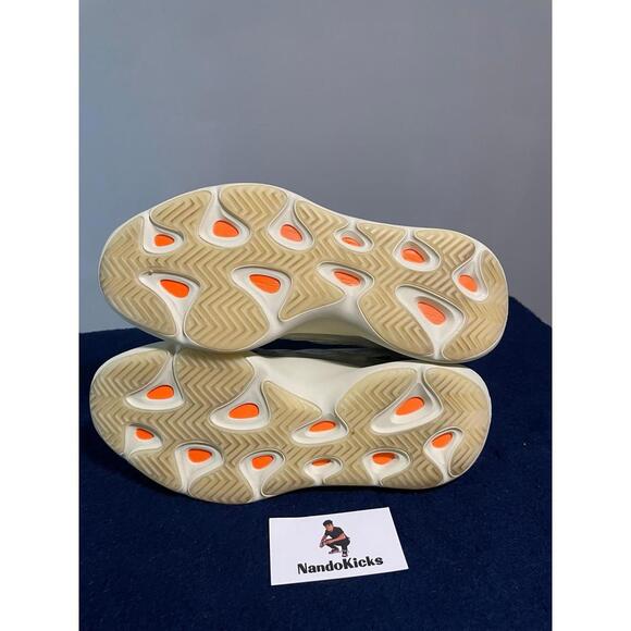 Adidas Yeezy 700 V3 Fade Salt ID1674 Men’s 12 Shoes - Picture 7 of 9